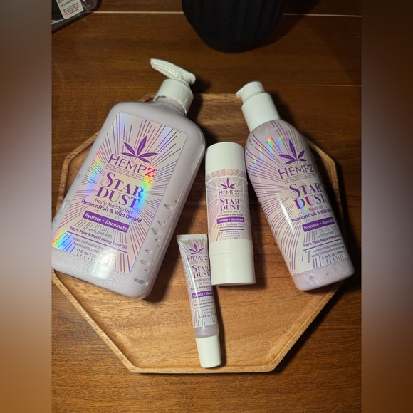 Hempz Other - Hempz Star Dust body bundle